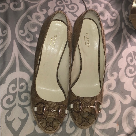 Gucci - Picture 1 of 2
